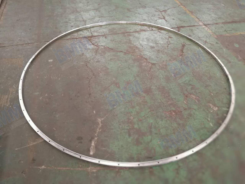 水泥设备超大直径耐磨环001